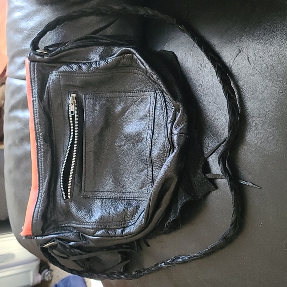 Stunning leather handmade fringe handbag 😍 - Picture 6 of 8